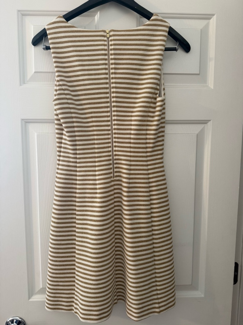 Lily Pulitzer Brielle Fit and Flare, Gold and Cream. Size Small. EUC - Picture 4 of 8